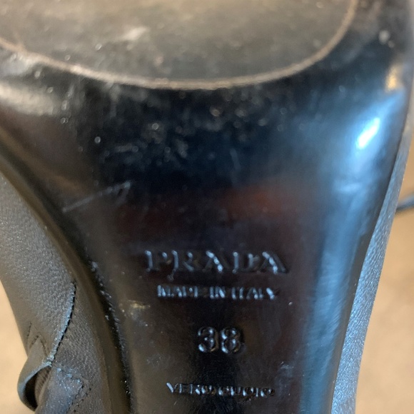 PRADA Leather Ankle Booties!! Size 8 - Picture 8 of 8
